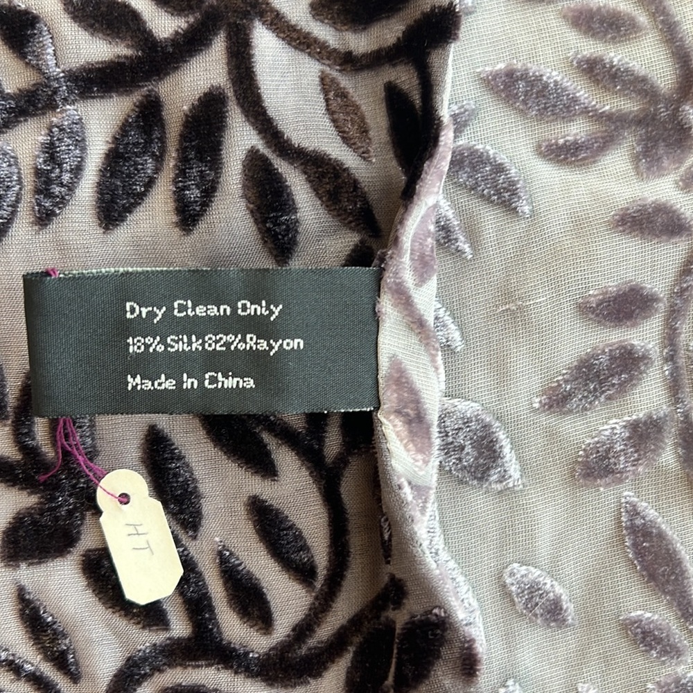 Purple and Grey Leaf Pattern Velvet Burnout Scarf - Picture 5 of 9